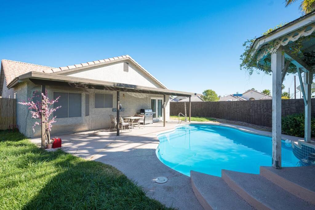 Modern Home! Pool & Jacuzzi Las Vegas Exteriér fotografie